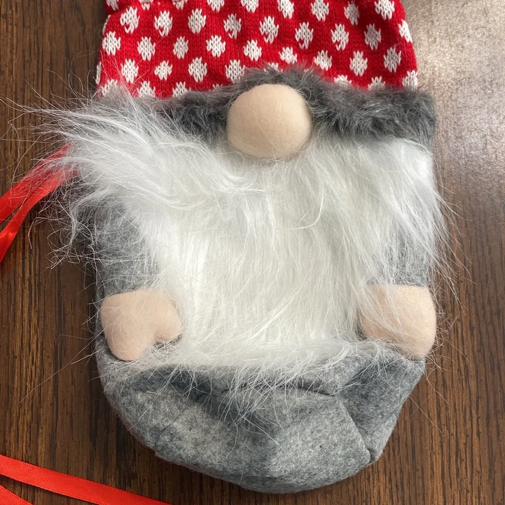 “5/$20” gnome themed wine bag